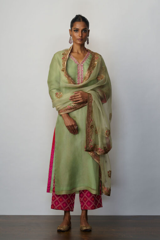 Kurta Kora Mint Embroidered
