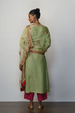 Kurta Kora Mint Embroidered
