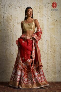 ‘Kamala’ cherry lacquer red silk
