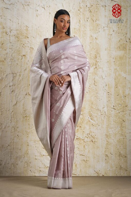 ‘Chunari buti’ Katan silk Banarasi sari