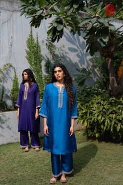 'Gulnar' Phiran silk embroidered teal blue