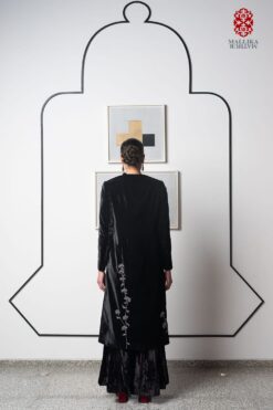 ‘Sweet Cicely’ velvet jacket black